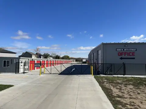 Superior Street Storage photo 3