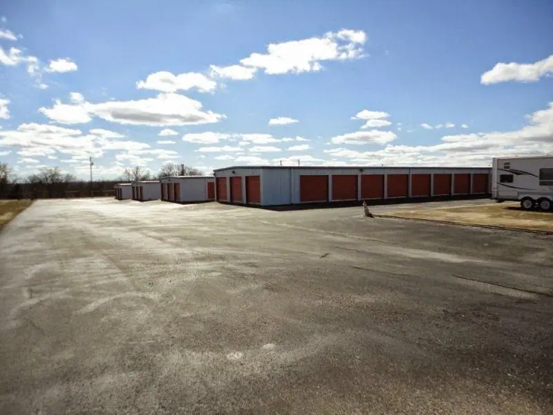 Weir Country Storage, RV storage in Weir