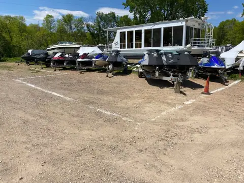 Minnetrista Outdoor Storage for Boats and RVs in Minnetrista, MN