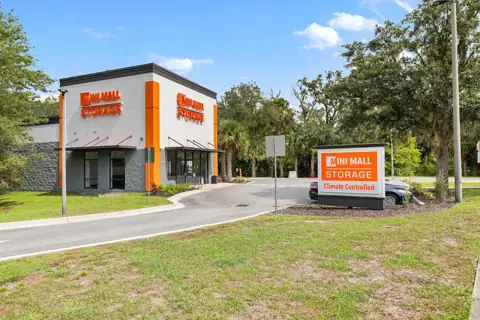 Mini Mall Storage in Oviedo, FL