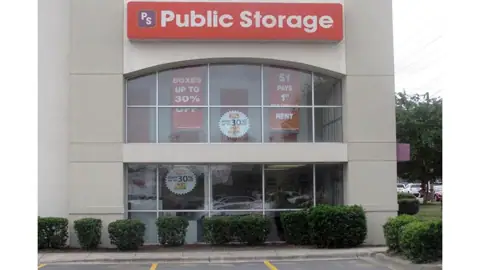 Public Storage photo 2
