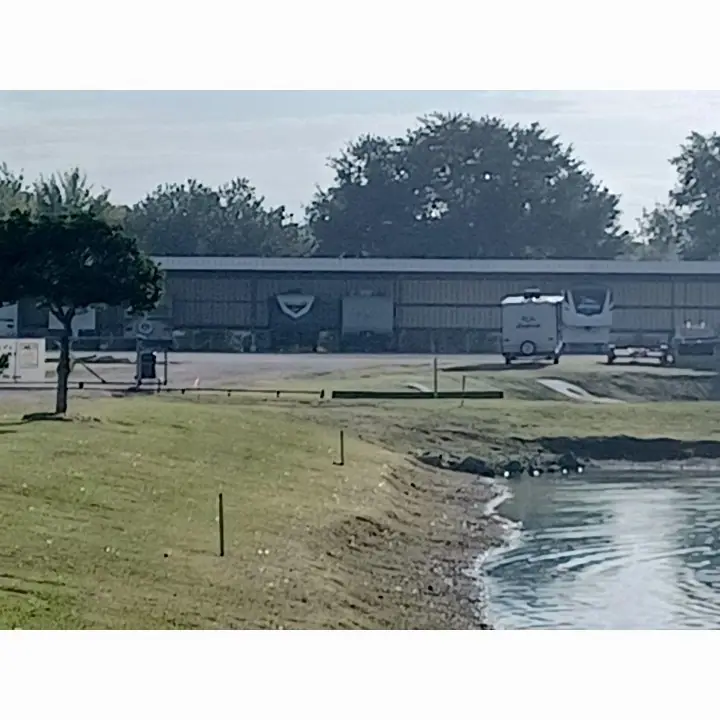 Emma V's Boat & RV Storage, RV storage in Pearland