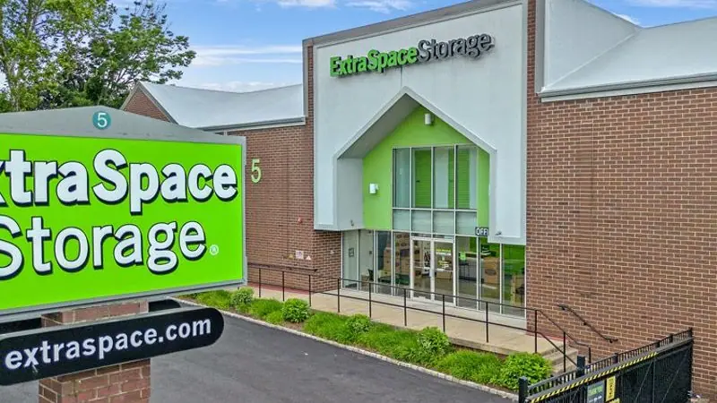 Extra Space Storage, RV storage in Montville