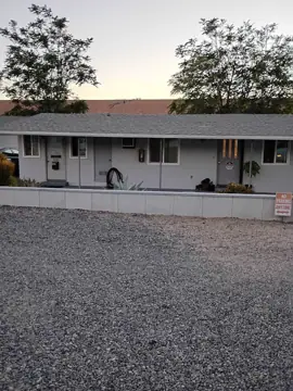 Roshan's RV Park & Storage photo 3