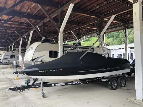 Guard Well RV & Boat Storage in Snoqualmie, WA