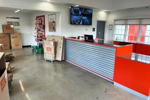 Public Storage photo 2