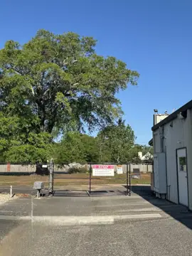 Snow Road Self Storage South photo 2