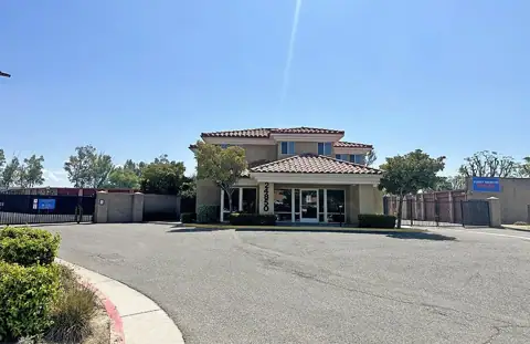 StaxUP Storage in Murrieta, CA