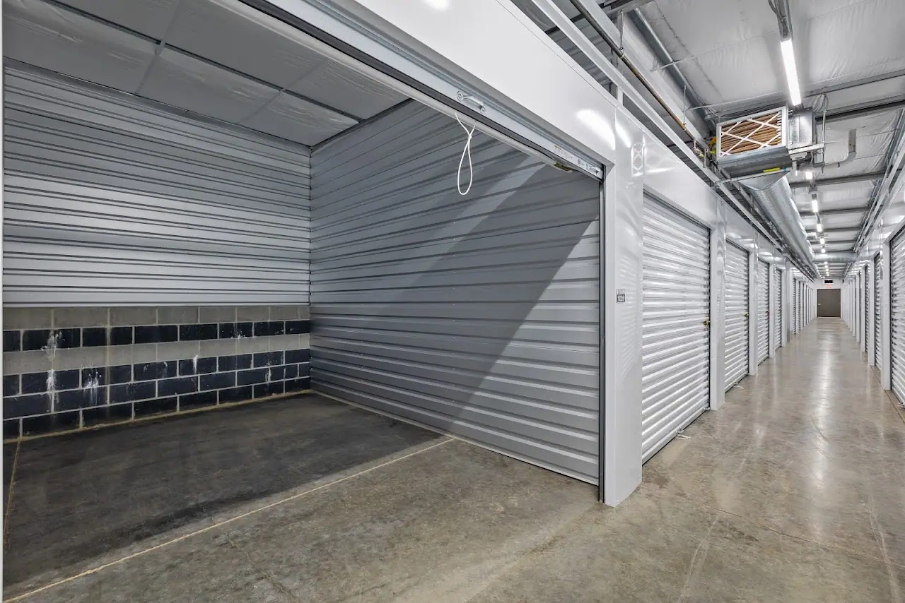 Diamond RV & Heated Storage, RV storage in Elma