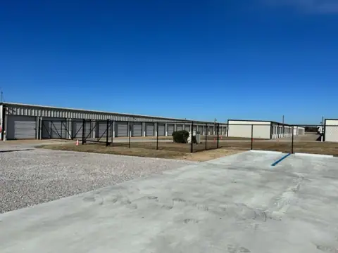 Rayne Store-N-Lock photo 2