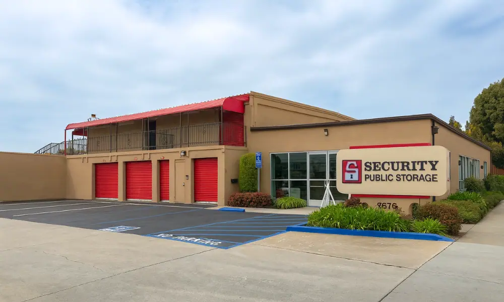 Security Public Storage, RV storage in Huntington Beach