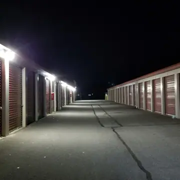 Exit 2 Storage photo 3