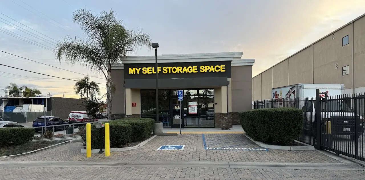 My Self Storage Space, RV storage in Fullerton