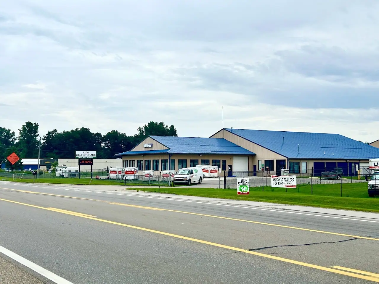 Self-Storage at U-Haul, RV storage in Clarklake