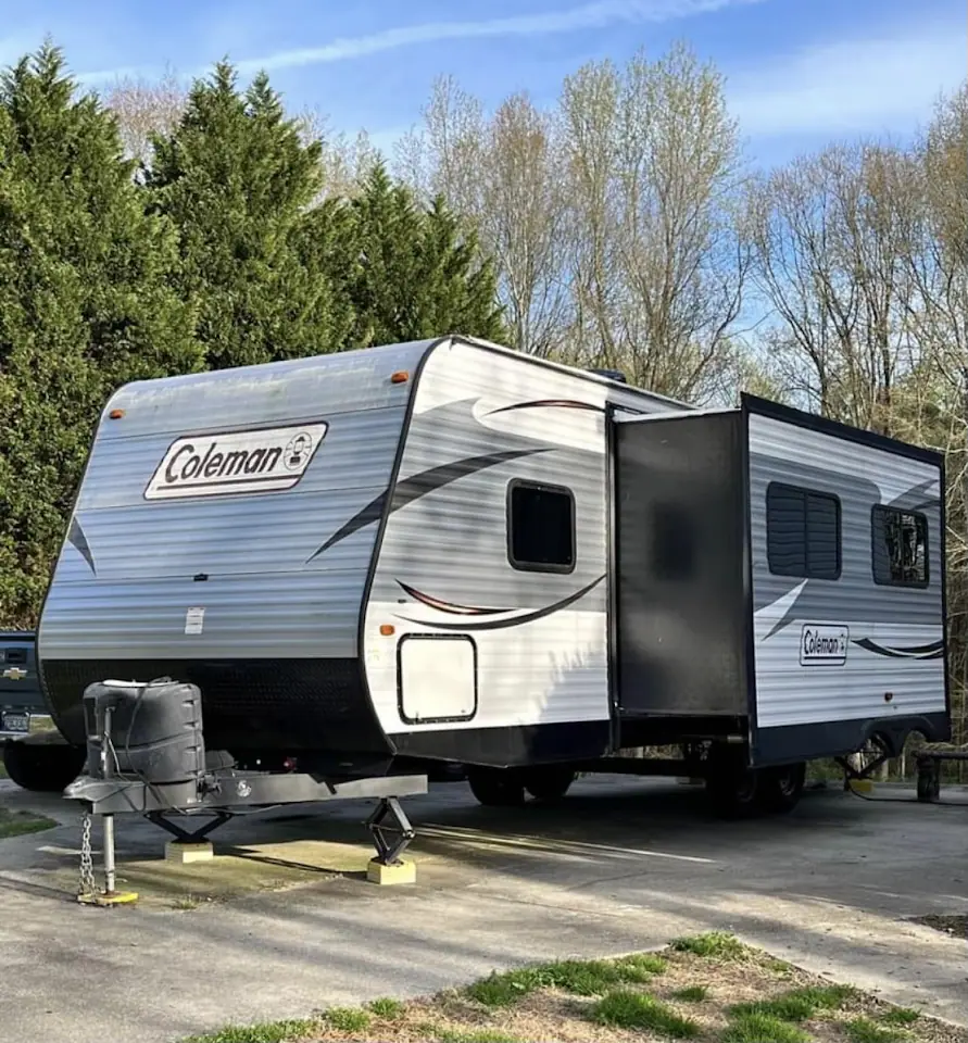 Max RV & Truck Parking & Storage, RV storage in Monroe