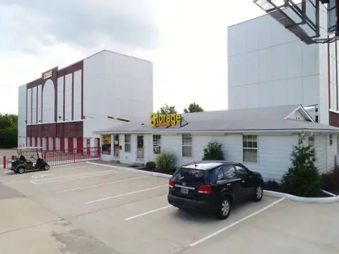 Storage Masters - St. Charles photo 3