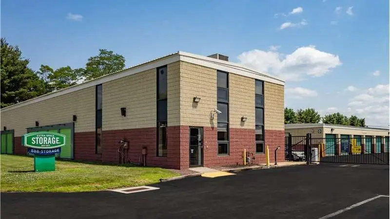 Extra Space Storage, RV storage in East Hartford