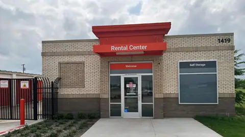 Public Storage in Lewisville, TX