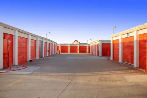 Public Storage photo 2