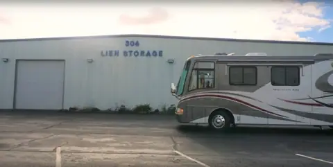 Lien Storage photo 3
