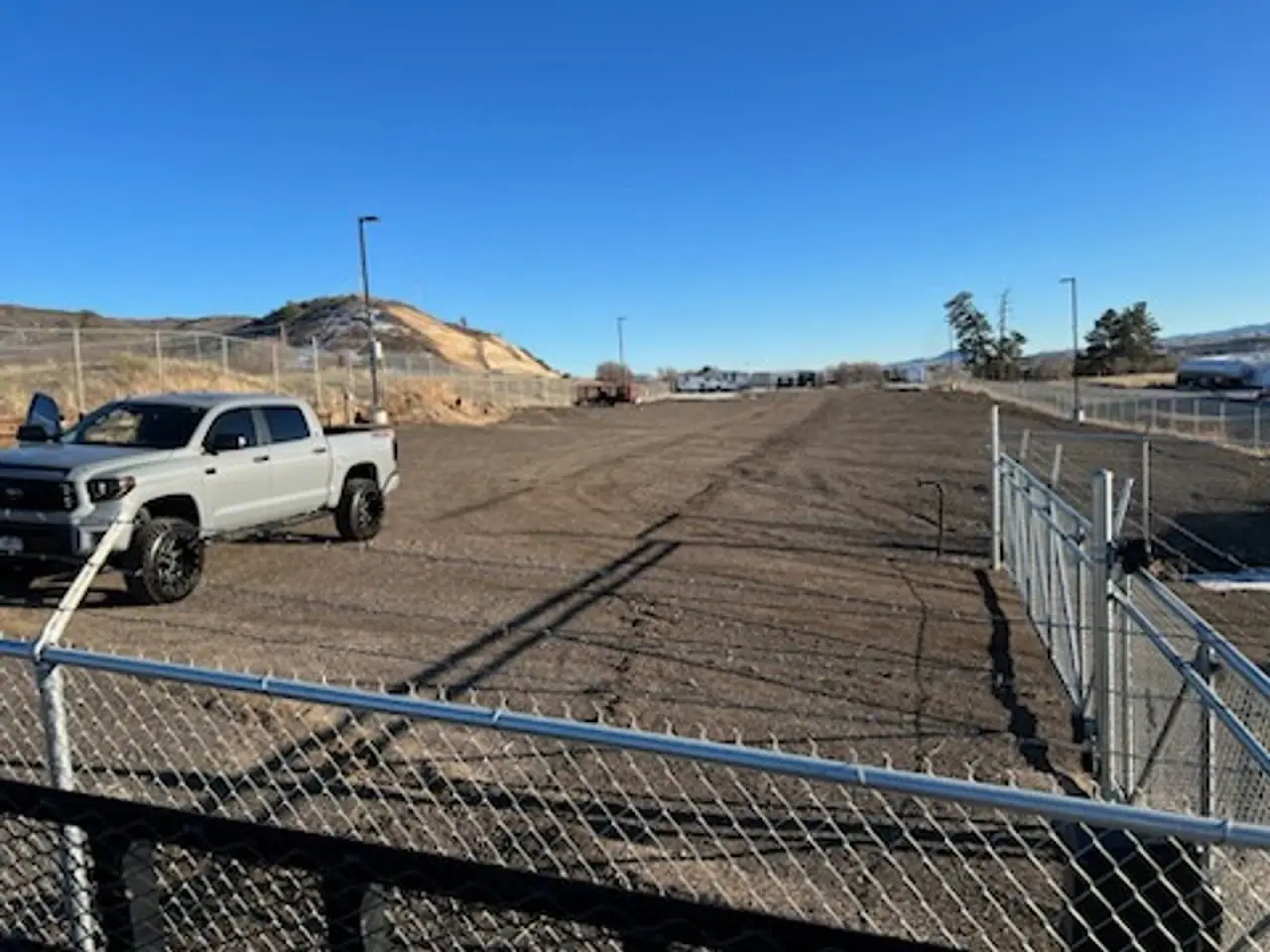 Neighbor Monthly Parking, RV storage in Sedalia