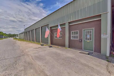 Lake Road Storage in Huffman, TX