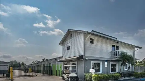 Extra Space Storage in Holiday, FL