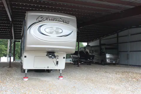 Shryock RV Storage in Auxvasse, MO