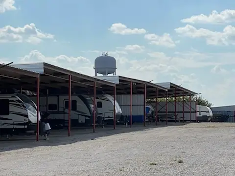 Lake Ray Roberts RV & Boat Storage photo 3