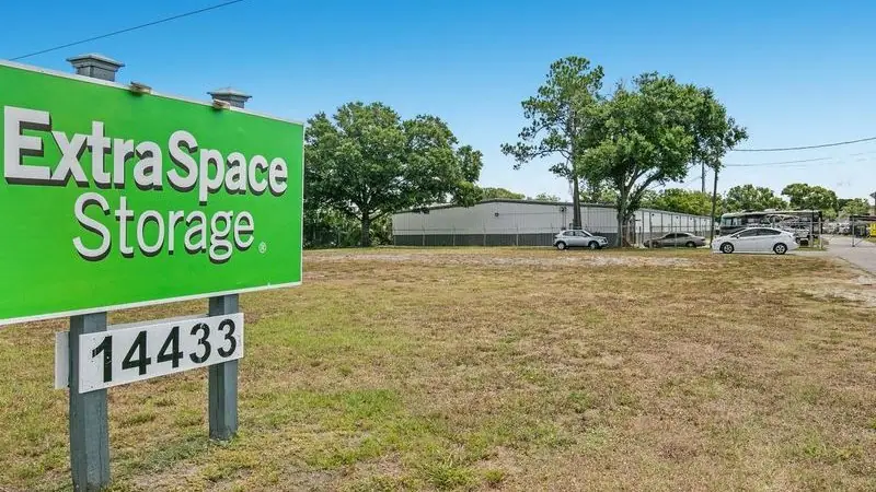 Extra Space Storage, RV storage in Clearwater