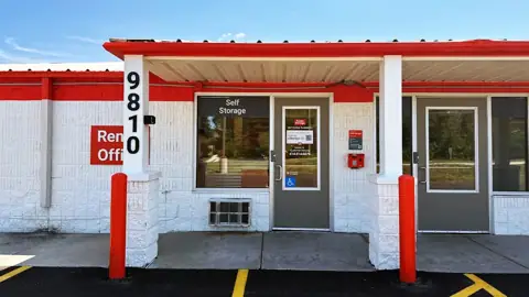 Public Storage photo 2