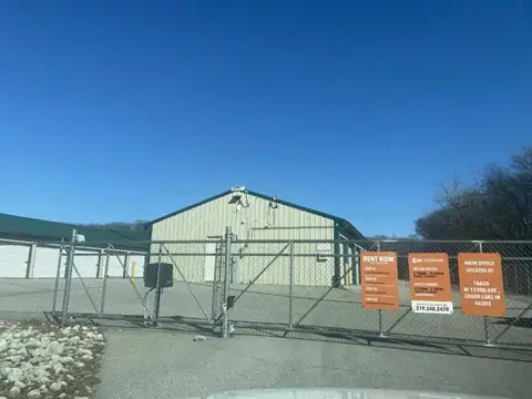 Mini Mall Storage - Cedar Lake photo 3