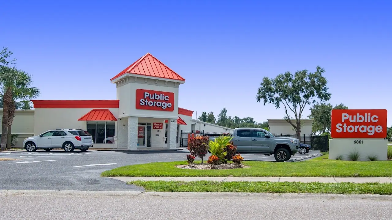 Public Storage, RV storage in Bradenton
