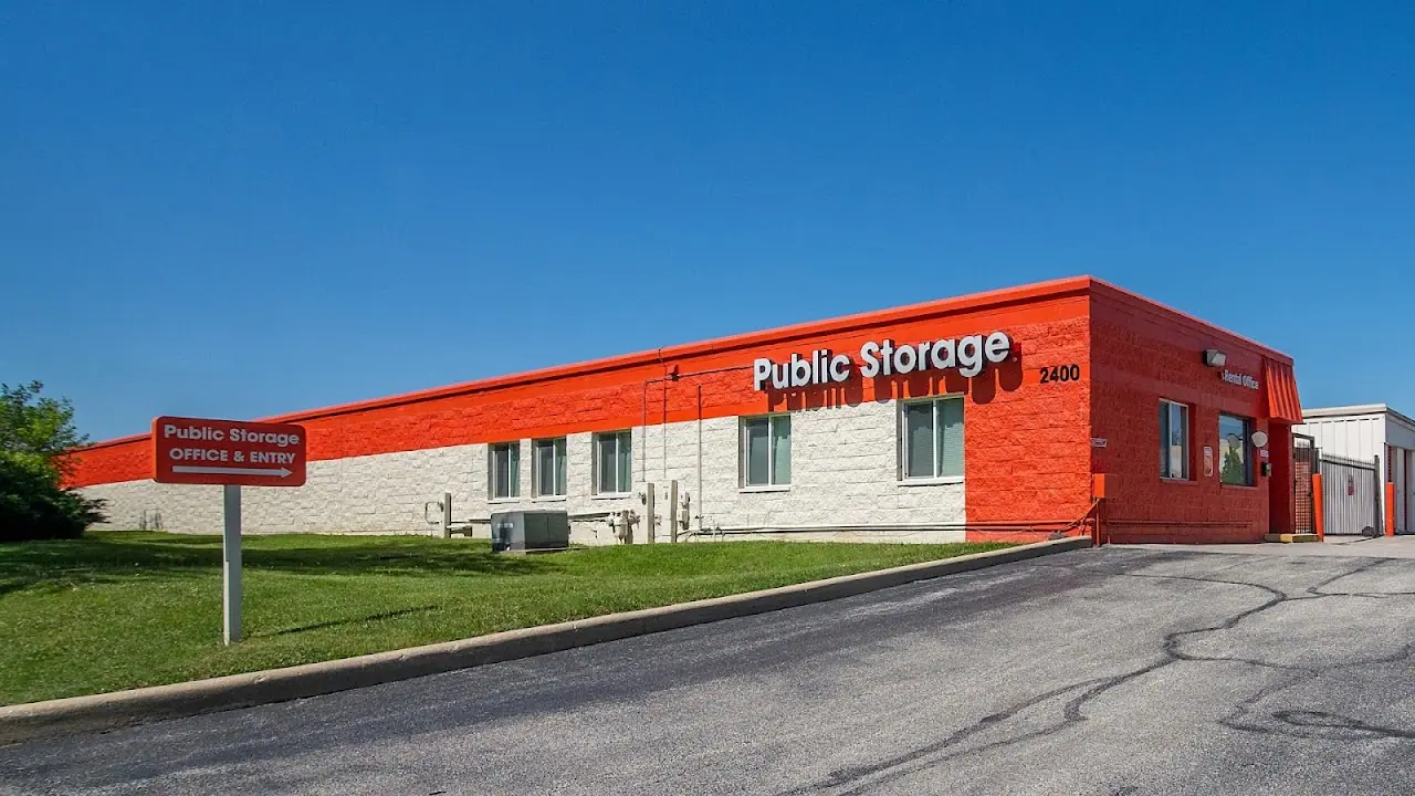 Public Storage, RV storage in Schaumburg