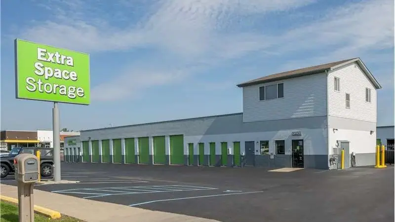 Extra Space Storage, RV storage in Mt Clemens