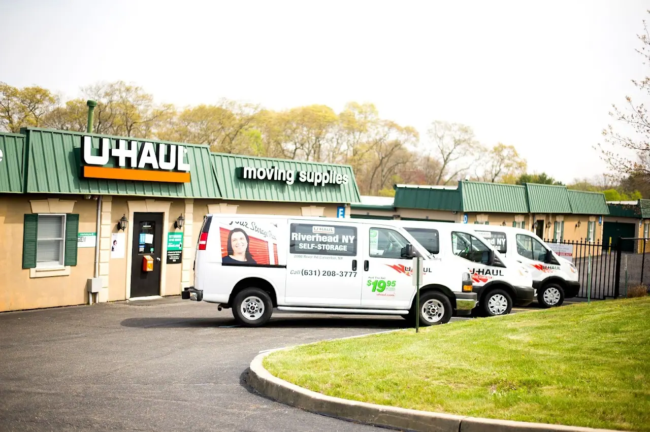 Self-Storage at U-Haul, RV storage in Calverton