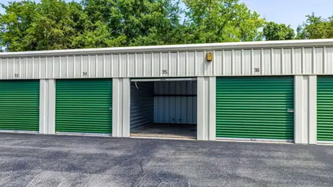 American Secure Storage - Farragut photo 2