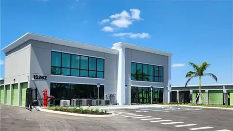 Extra Space Storage in Fort Myers, FL