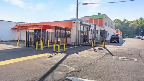 Extra Space Storage in Hamden, CT