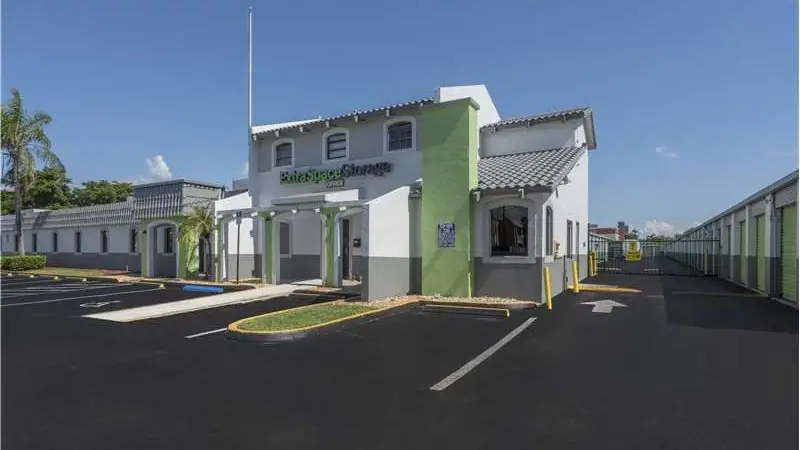 Extra Space Storage, RV storage in Miami