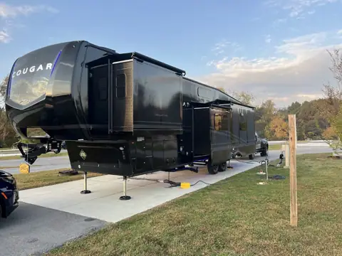 Benton's RV & Boat Storage photo 3