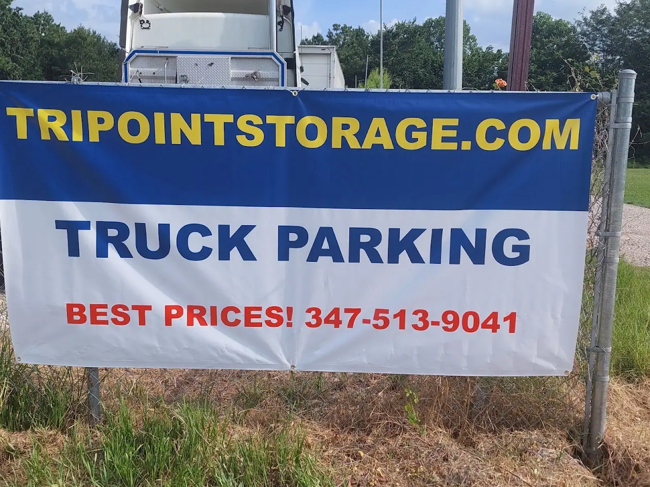 Tripoint Storage & Truck Parking Lot Humble, RV storage in Atascocita
