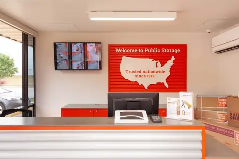 Public Storage photo 3