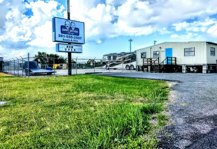 Grumpy Brothers Storage, RV storage in Bacliff