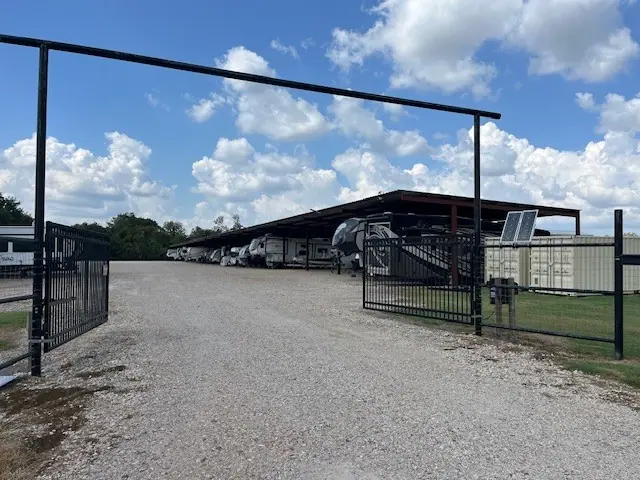 Red Barn Boat & RV Storage, RV storage in Angleton