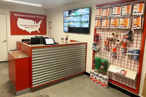 Public Storage photo 2