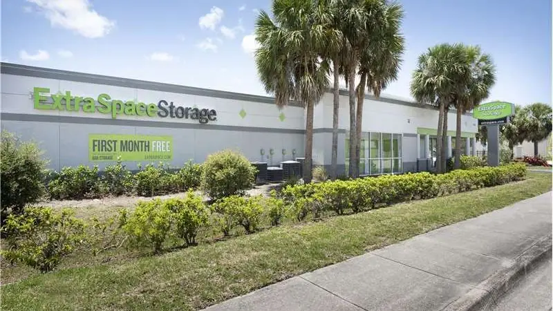 Extra Space Storage, RV storage in Fort Myers
