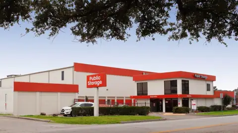 Public Storage in Dallas, TX