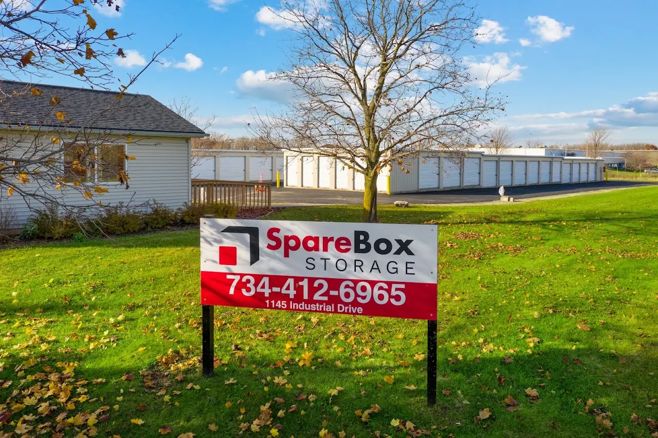 SpareBox Storage, RV storage in Saline