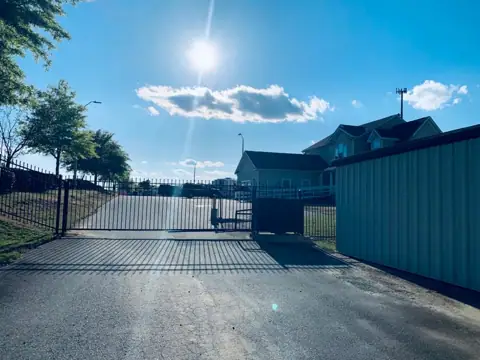 Storage Summit Apex - No Hidden Price Hikes or Fees in Apex, NC